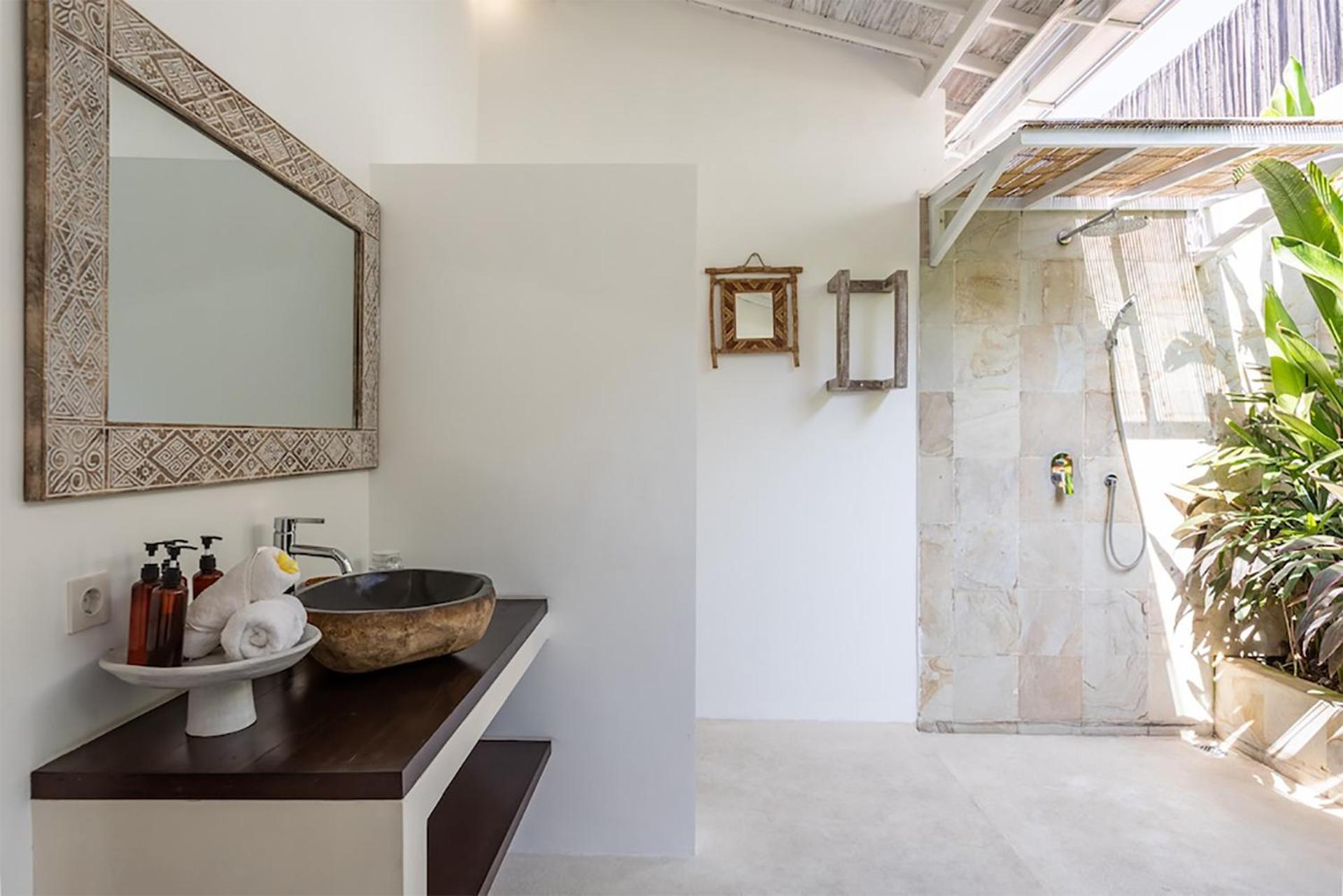 סמיניאק 4 Bedroom Villa - Kerobokan מראה חיצוני תמונה