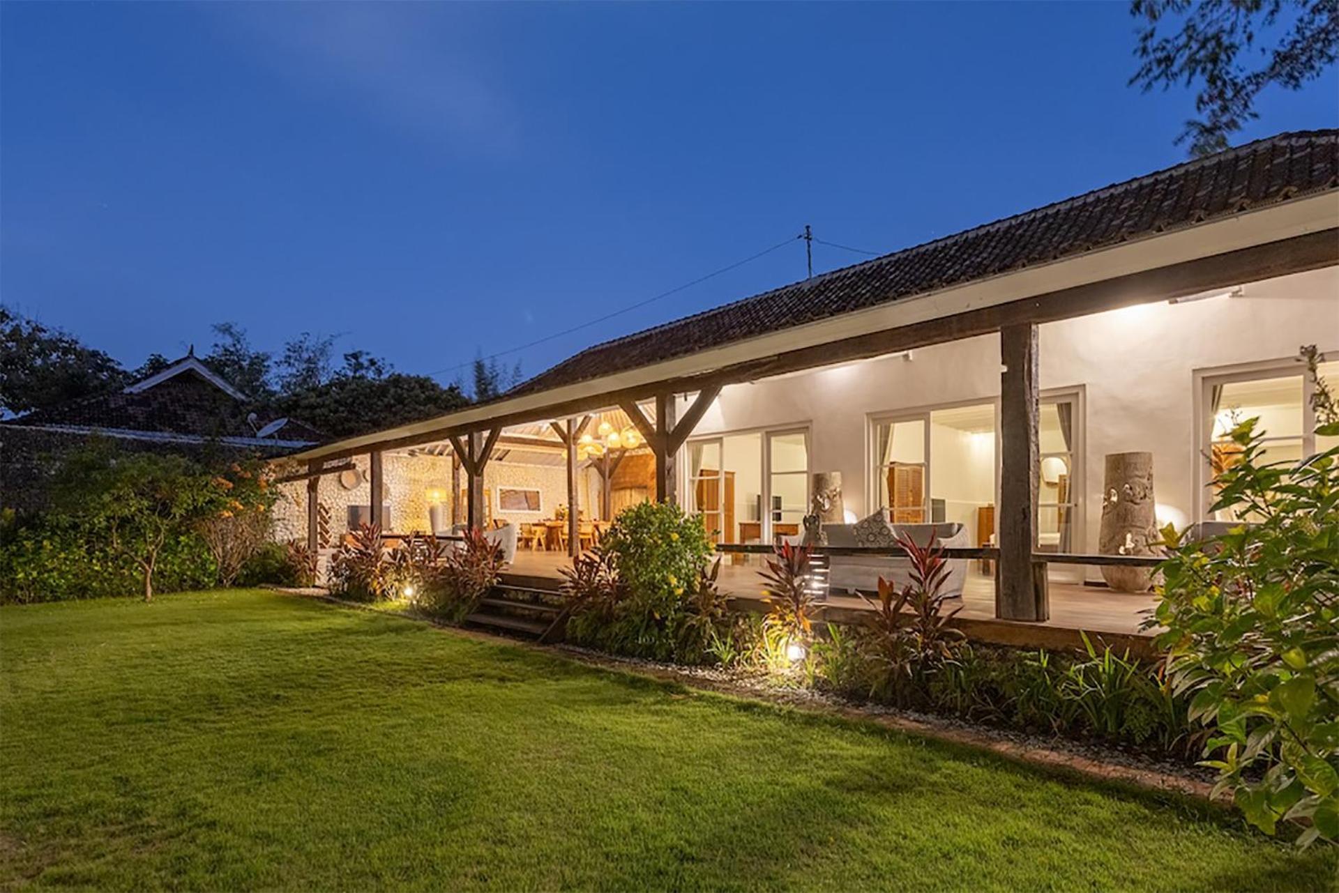 סמיניאק 4 Bedroom Villa - Kerobokan מראה חיצוני תמונה